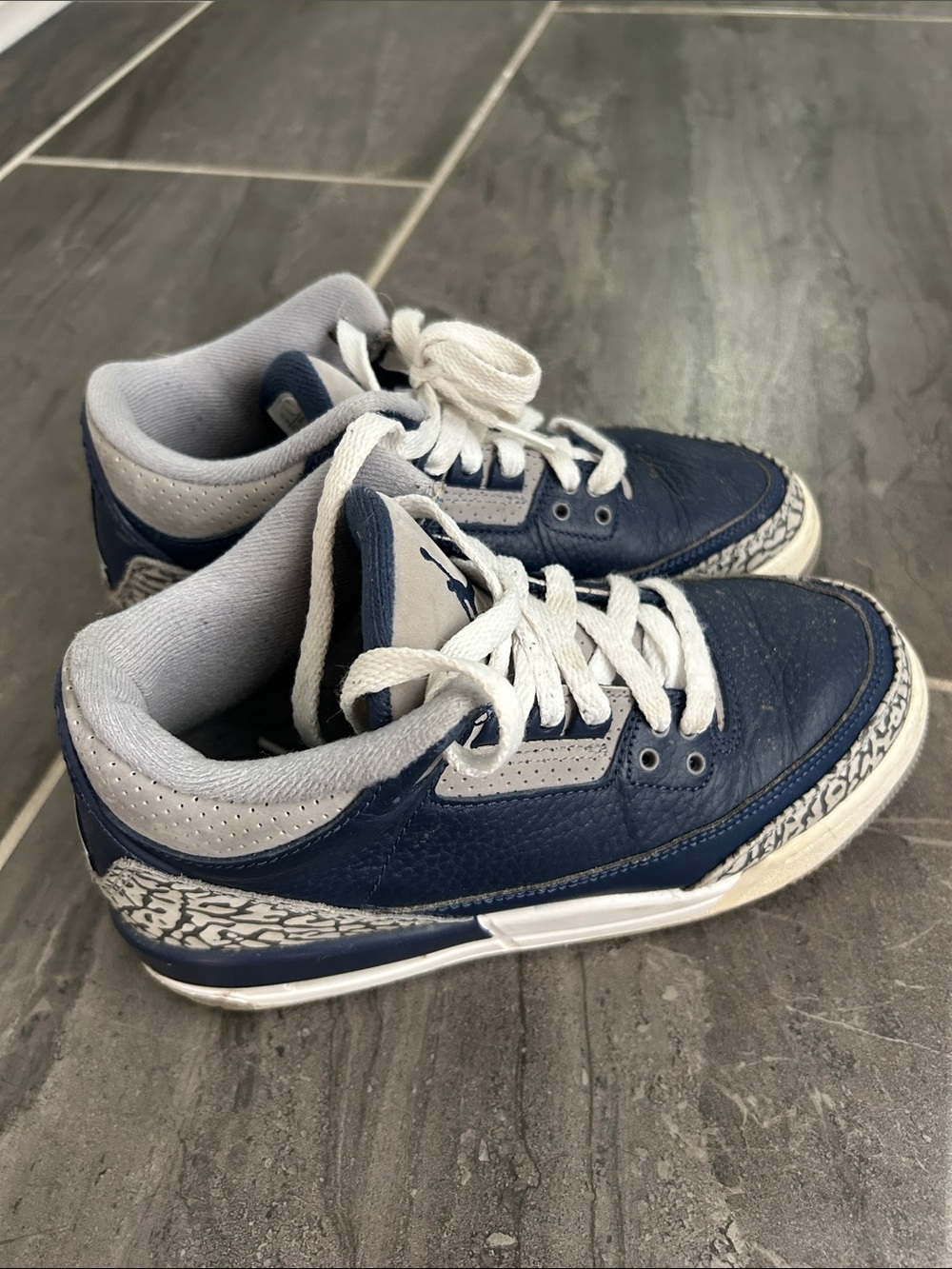 Nike Air Jordan 3 Retro Georgetown Kids Navy Blue Basketball Sneakers Size 5Y